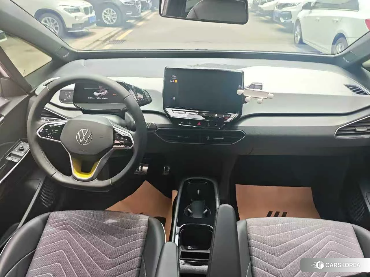 Volkswagen ID.3 2024 Белый из Китая