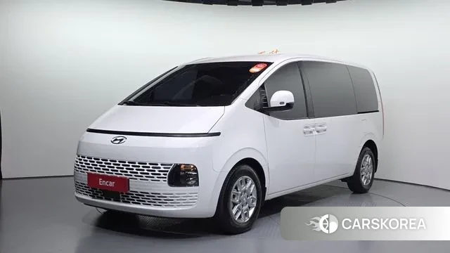 Hyundai Staria 2023 Белый из Кореи