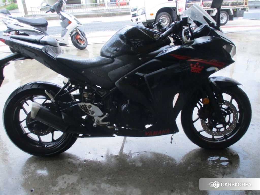 Проданный Yamaha YZF-R25 2015 из Японии