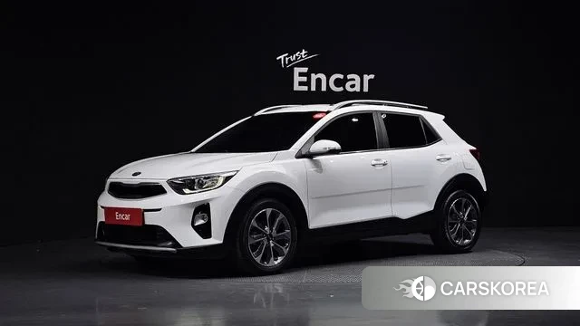 Kia Stonic 2018 Белый из Кореи