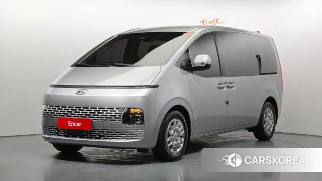 Hyundai Staria 2021 Серебряный из Кореи
