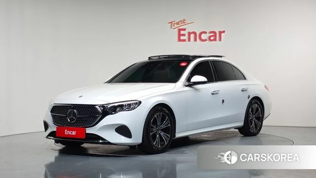 Mercedes-Benz E-Class W214 2025 Белый из Кореи