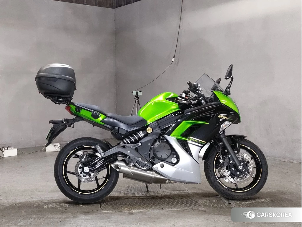 Проданный Kawasaki NINJA 400 2014 из Японии