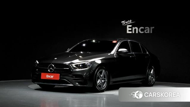 Mercedes-Benz E-Class W213 2023 Серый из Кореи