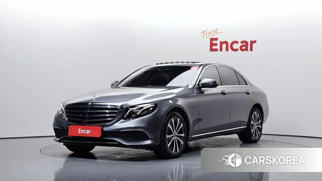 Mercedes-Benz E-Class W213 2020 Серый из Кореи