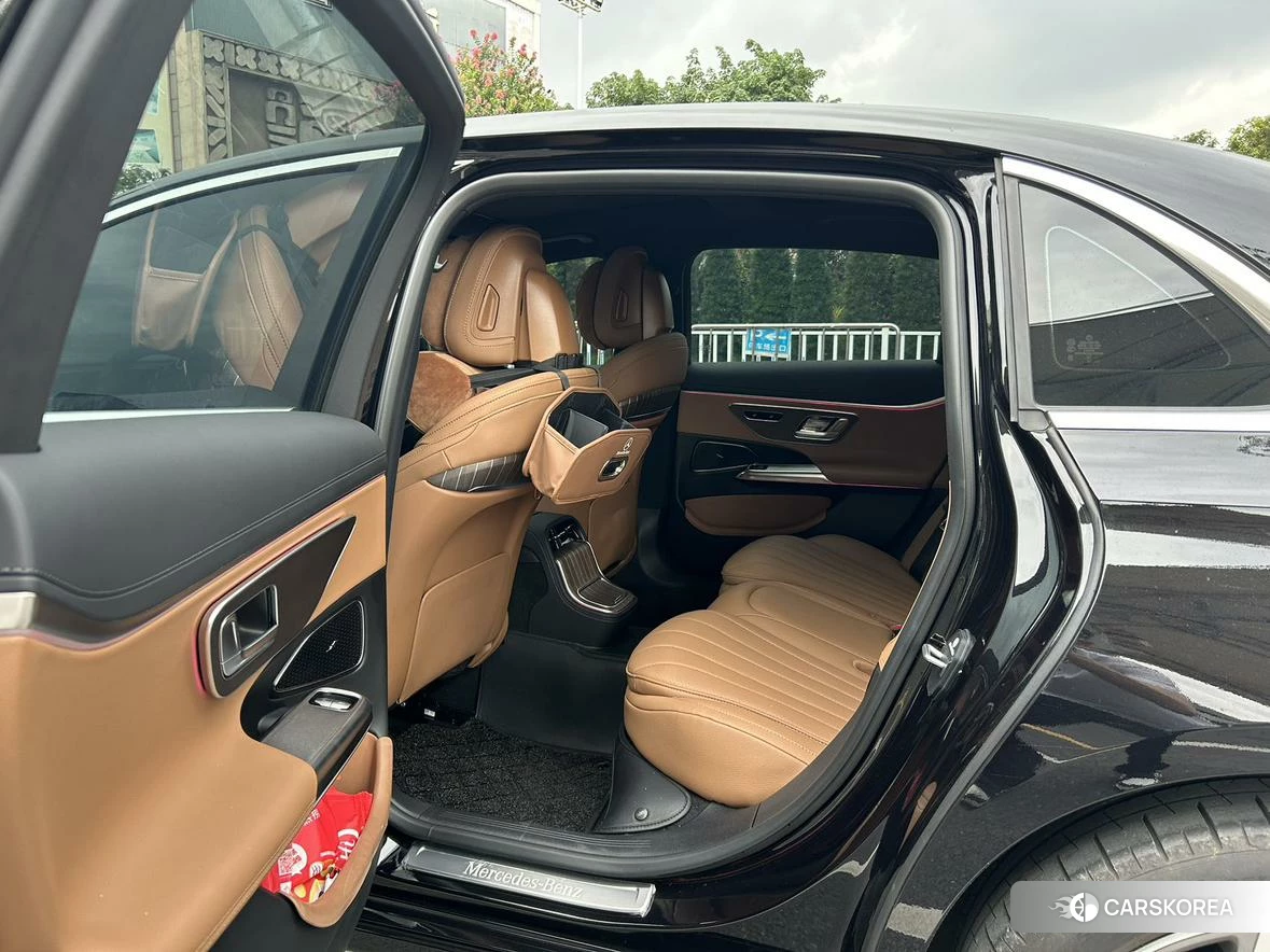 Mercedes-Benz E-class 2023 Черный из Китая