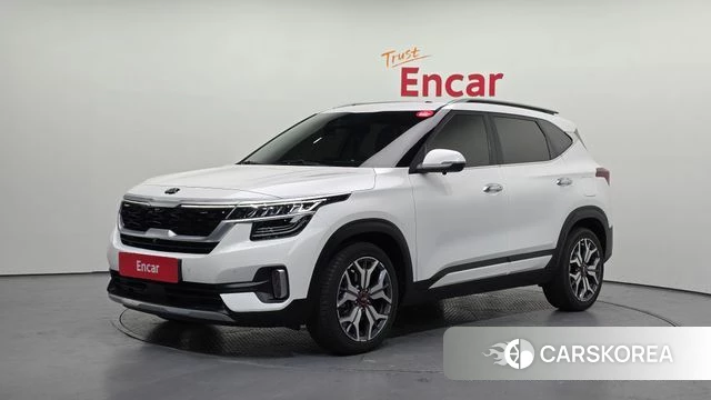 Kia Seltos 2021 Белый из Кореи