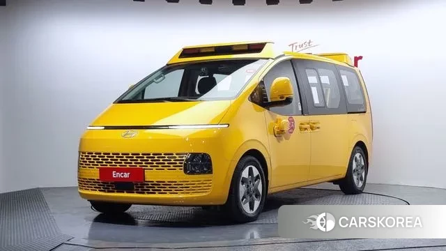 Hyundai Staria 2024 Желтый из Кореи