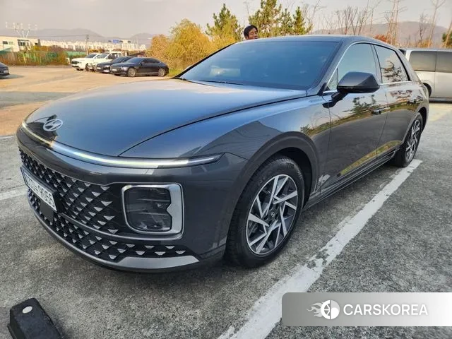 Hyundai Grandeur Hybrid (GN7) 2023 Серый из Кореи