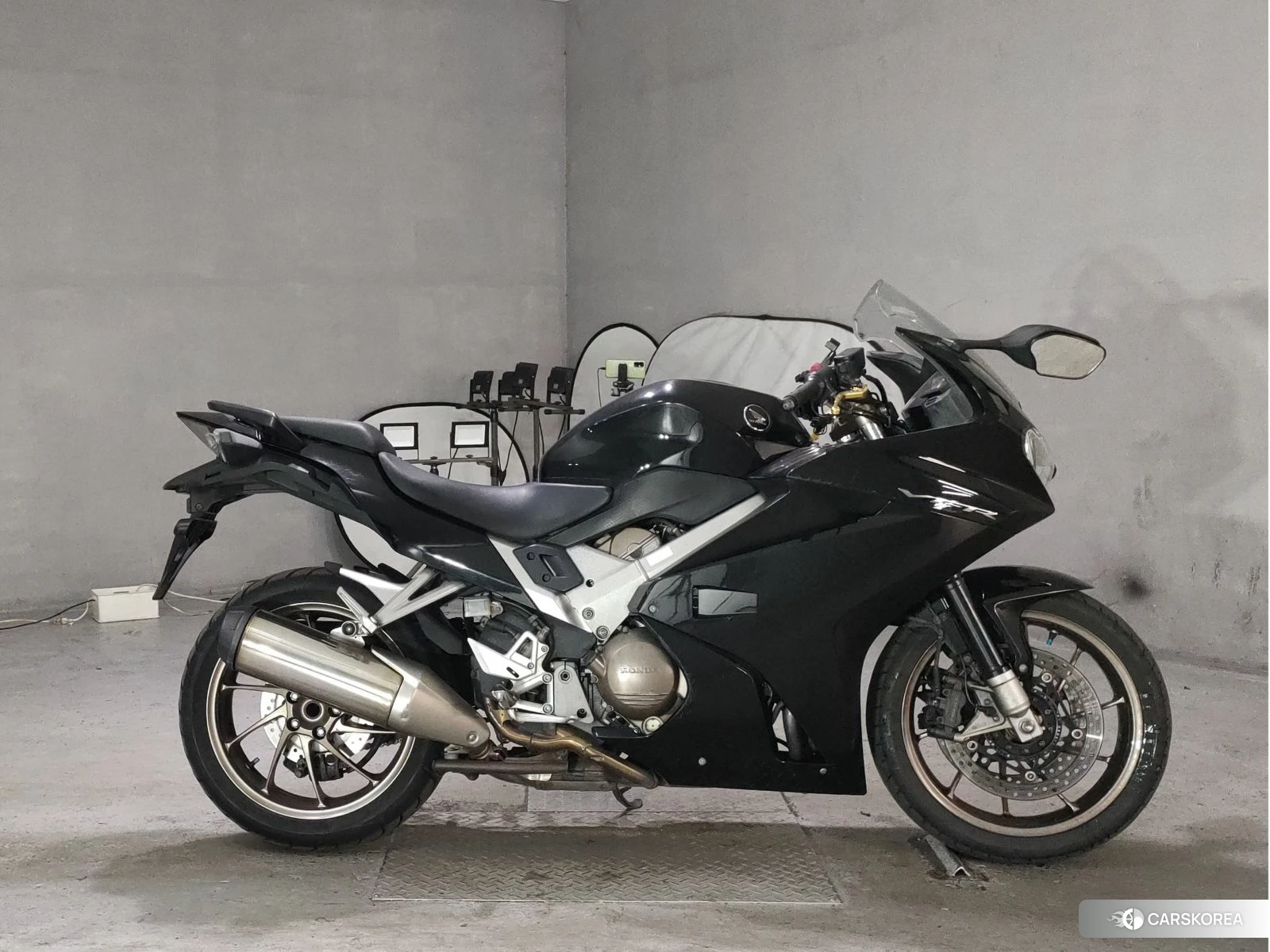 Проданный Honda VFR800F 2014 из Японии, фото 3
