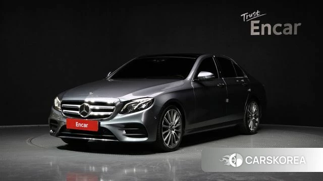 Mercedes-Benz E-Class W213 2019 Серый из Кореи