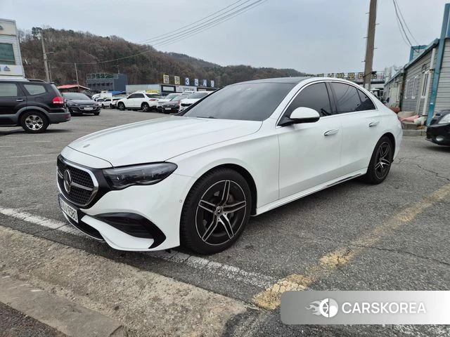 Mercedes-Benz E-Class W214 2024 Белый из Кореи