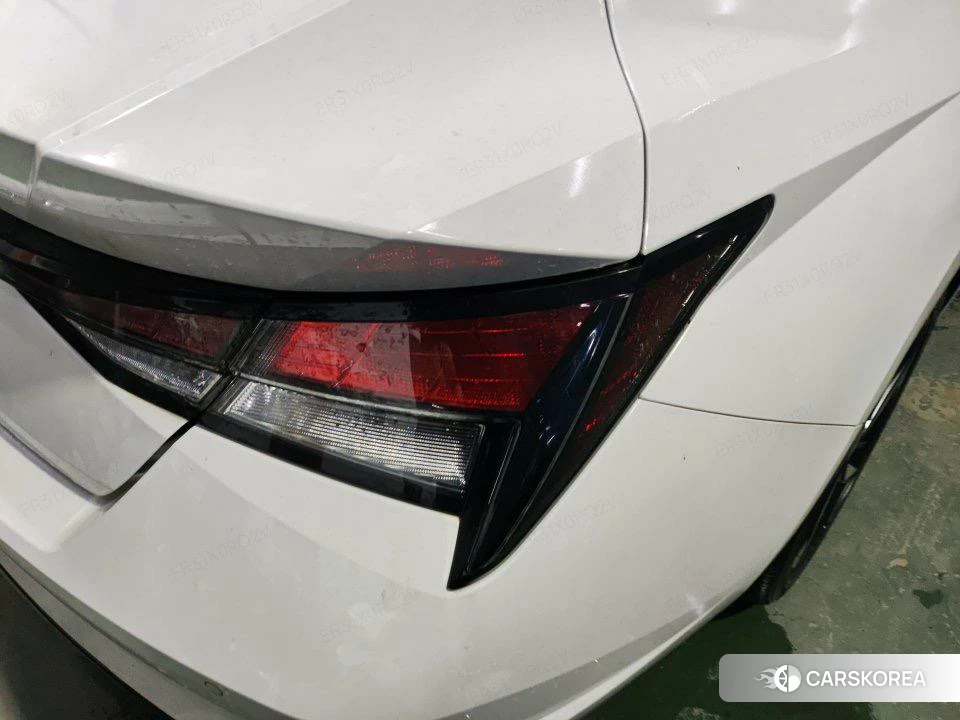 Hyundai Elantra 2022 Белый из Китая