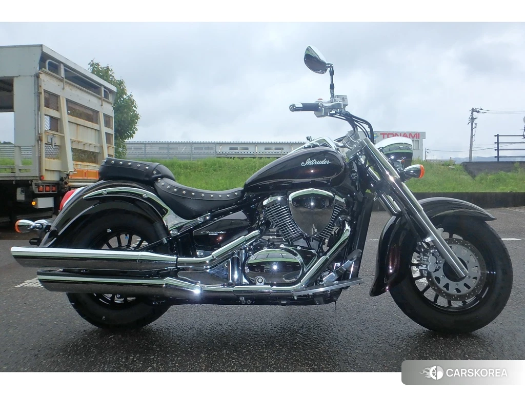 Проданный Suzuki INTRUDER 400 CLASSIC 2013 из Японии, фото 2