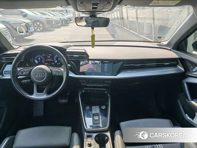 Audi A3 2023 Темно-серый из Китая
