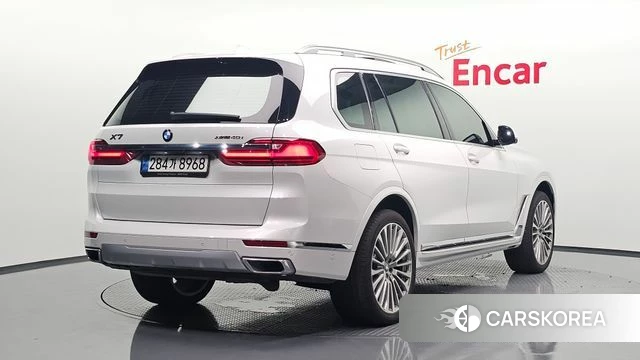 BMW X7 (G07) 2022 Белый из Кореи