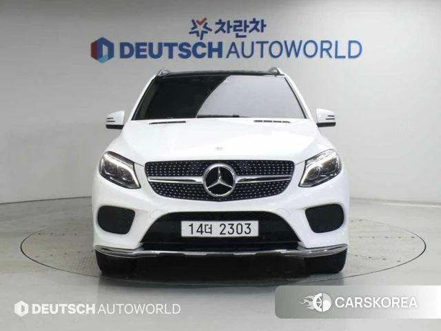 Mercedes-Benz GLE - Class W166 2018 Белый из Кореи