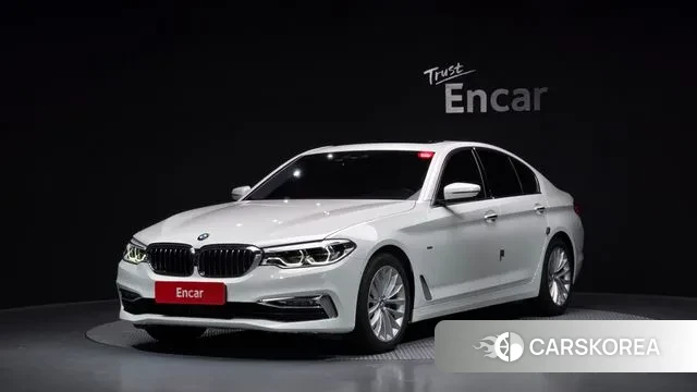 BMW 5 Series (G30) 2018 Белый из Кореи