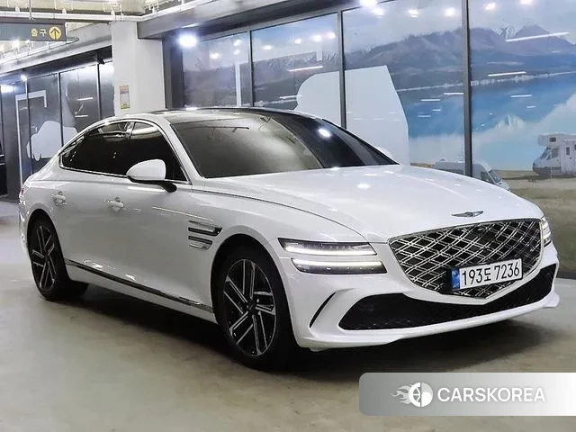 Genesis G80 (RG3) 2025 Белый из Кореи