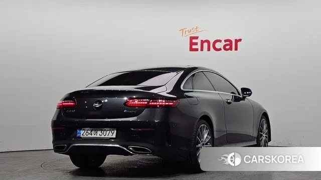 Mercedes-Benz E-Class W213 2021 Серый из Кореи