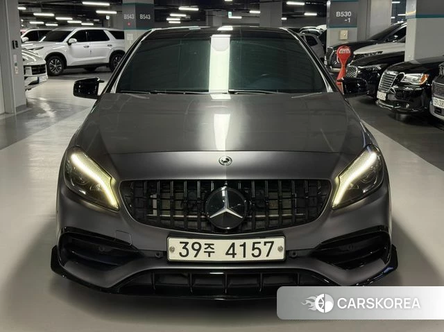 Mercedes-Benz A-Class W176 2018 Серебристо-серый из Кореи
