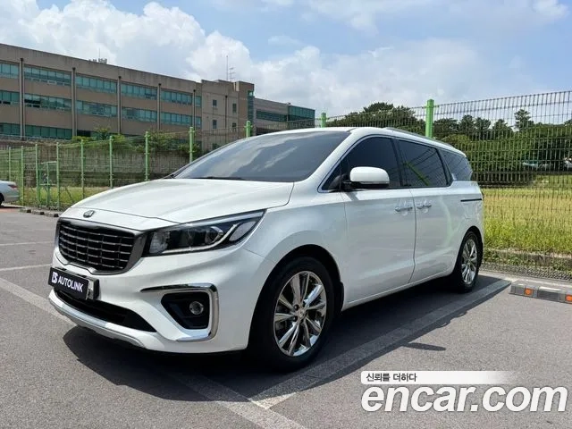 Kia The New Carnival 2019 Белый из Кореи