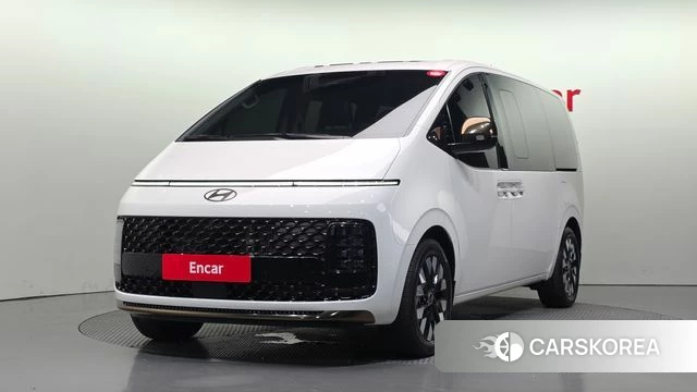 Hyundai Staria 2025 Белый из Кореи