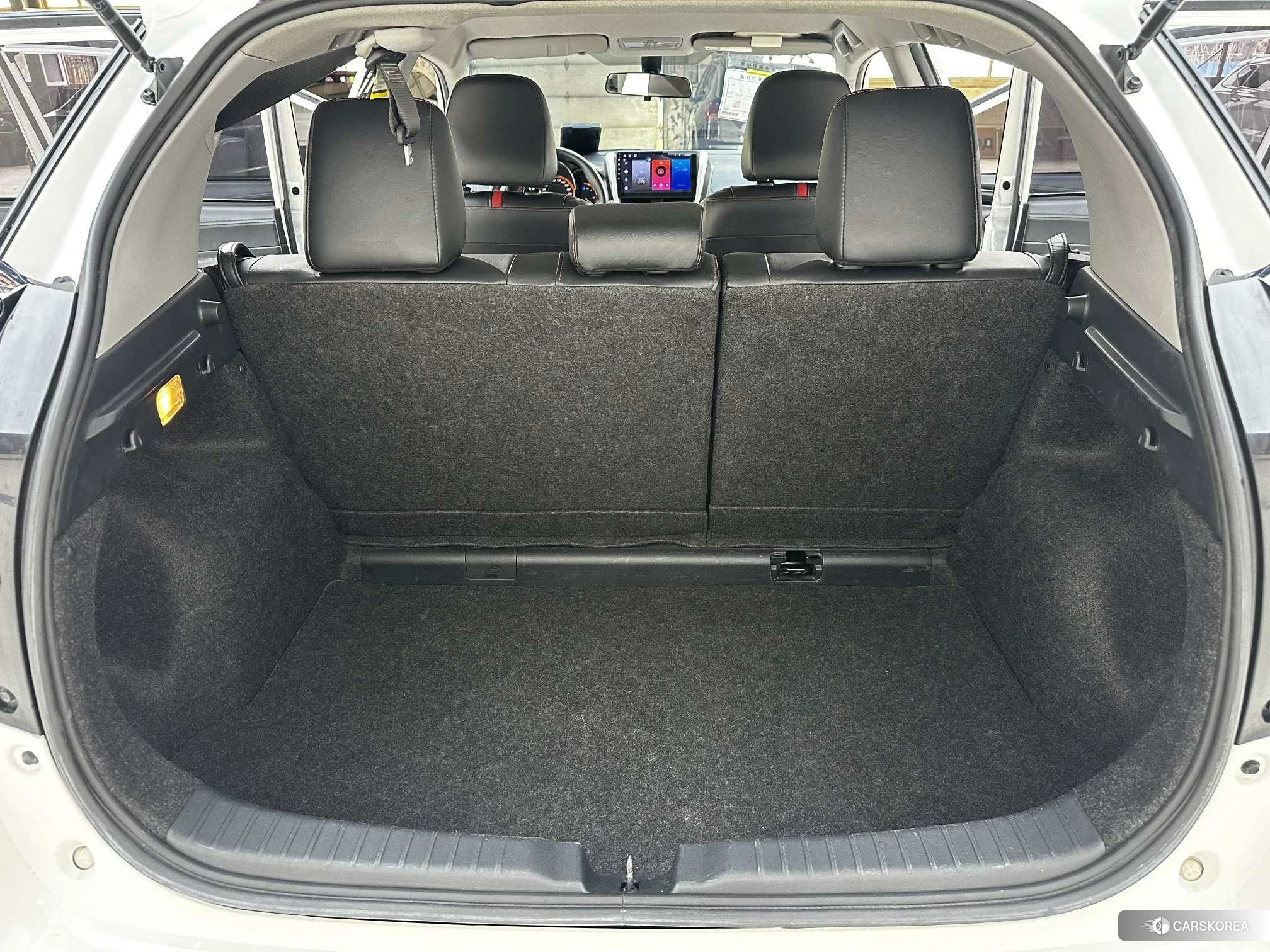 Toyota Yaris L 2021 Белый из Китая