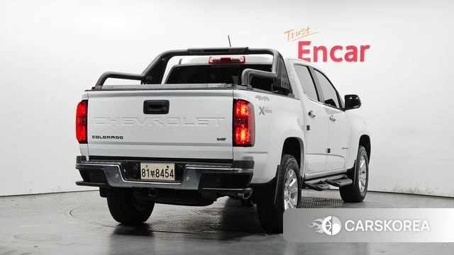 Chevrolet (GM Daewoo) Real New Colorado 2021 Белый из Кореи