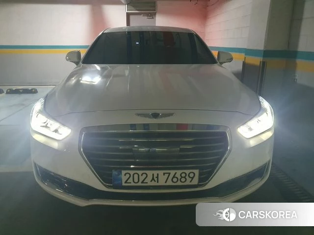 Genesis EQ900 2018 Белый из Кореи