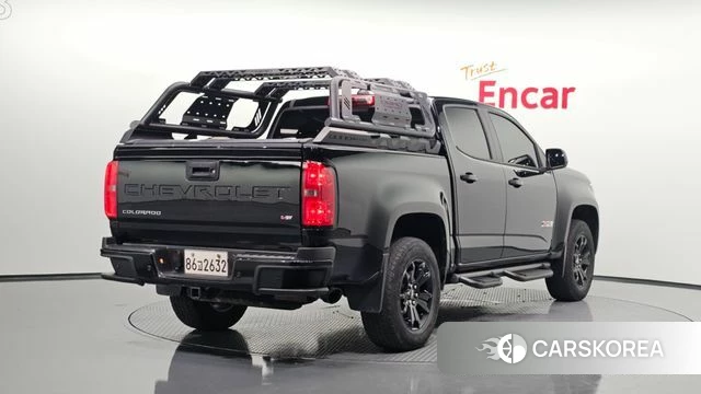 Chevrolet (GM Daewoo) Real New Colorado 2022 Черный из Кореи