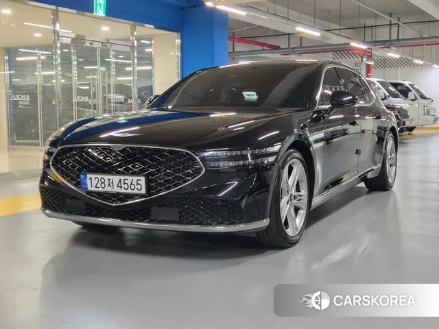 Genesis G90 (RS4) 2022 Черный из Кореи