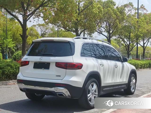 Mercedes-Benz GLB 2022 Белый из Китая
