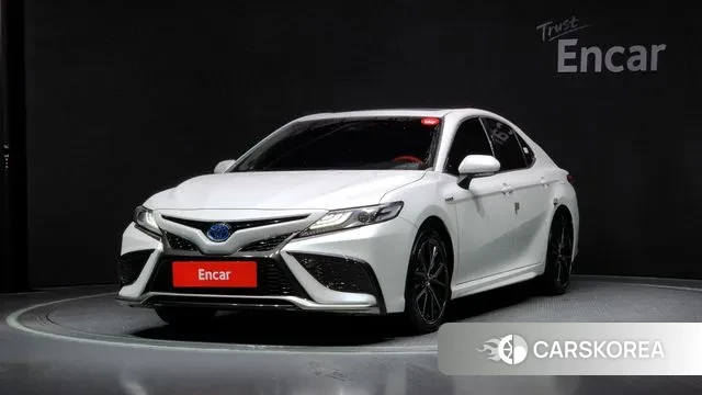 Toyota Camry (XV70) 2024 Белый из Кореи