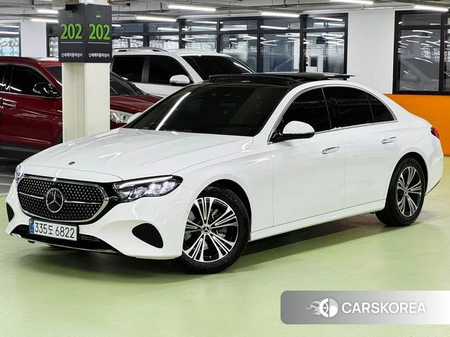 Mercedes-Benz E-Class W214 2025 Белый из Кореи