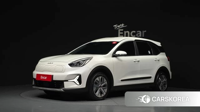 Kia Niro Plus 2022 Белый из Кореи