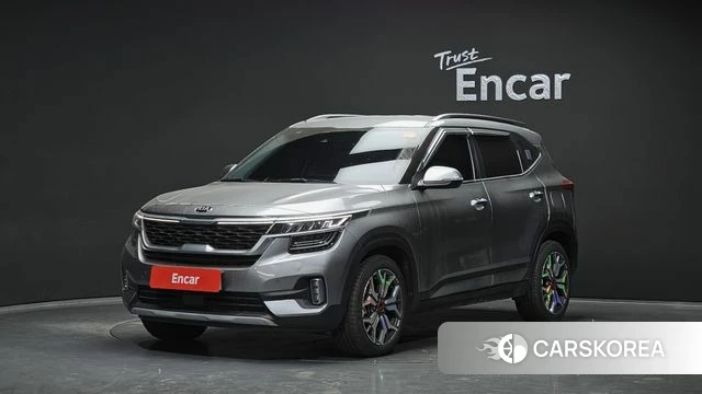 Kia Seltos 2020 Серебристо-серый из Кореи