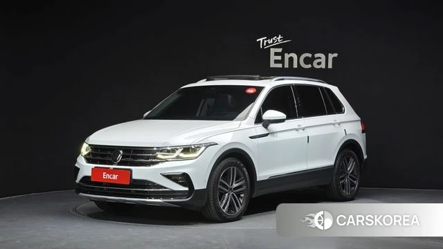 Volkswagen Tiguan second Generation 2022 Белый из Кореи