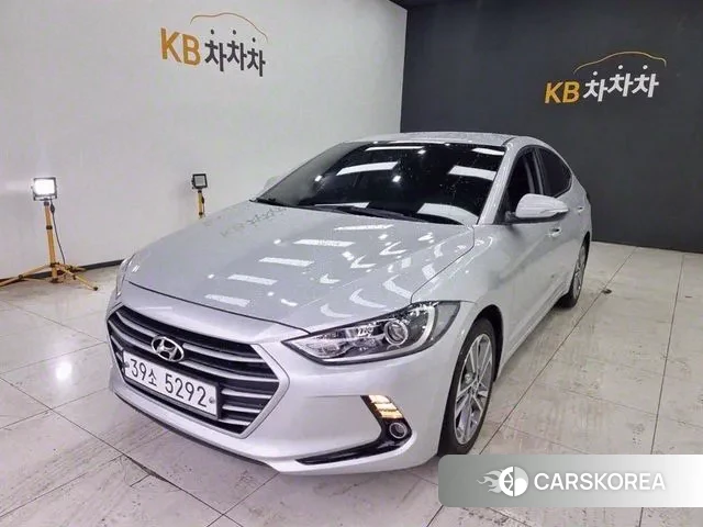 Hyundai Avante AD 2018 Серебряный из Кореи