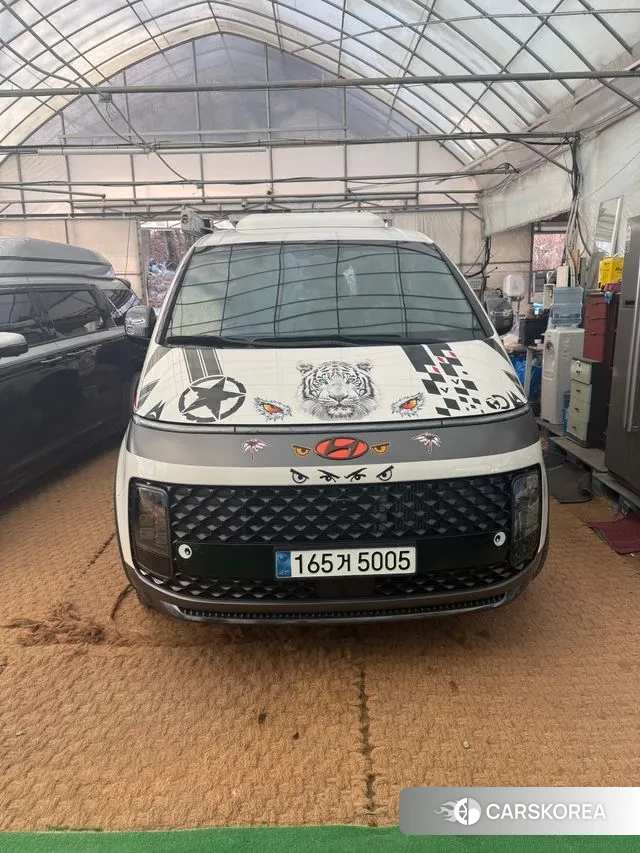 Hyundai Staria 2024 Белый из Кореи