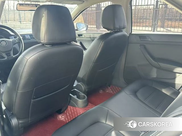 Volkswagen Santana 2021 Белый из Китая
