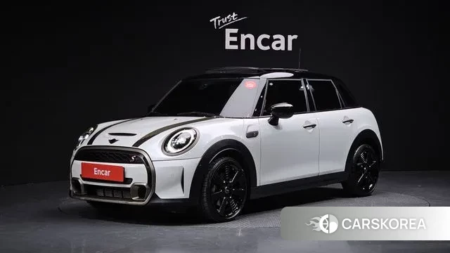 Mini Cooper S 2023 Белый из Кореи