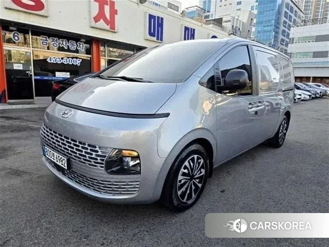 Hyundai Staria 2022 Серебряный из Кореи