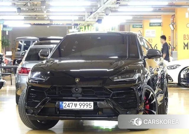 Lamborghini Urus 2022 Черный из Кореи