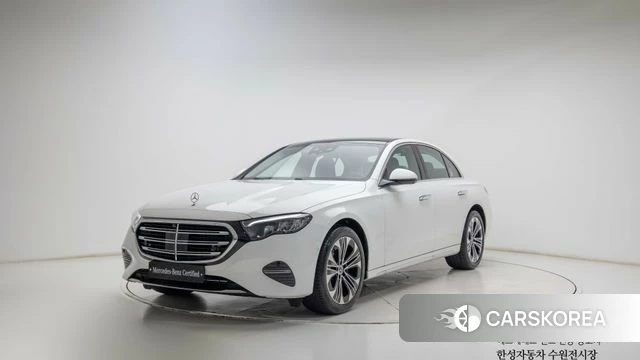 Mercedes-Benz E-Class W214 2026 Белый из Кореи