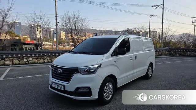 Hyundai The New Grand Starex 2019 Белый из Кореи