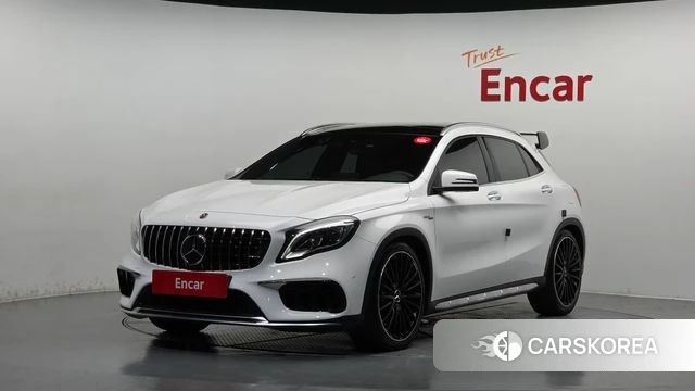 Mercedes-Benz GLA-Class X156 2019 Белый из Кореи