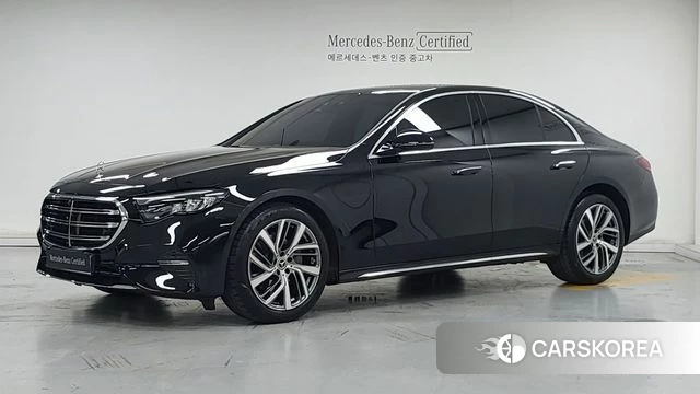 Mercedes-Benz E-Class W214 2024 Черный из Кореи