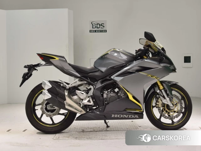 Проданный Honda CBR250RR 2017 из Японии