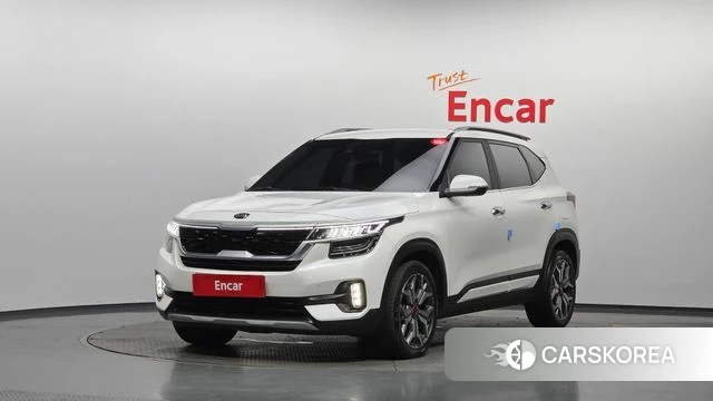 Kia Seltos 2021 Белый из Кореи